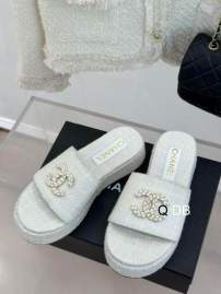 Picture of Chanel Slippers _SKUChanelsz35-40DB03103240